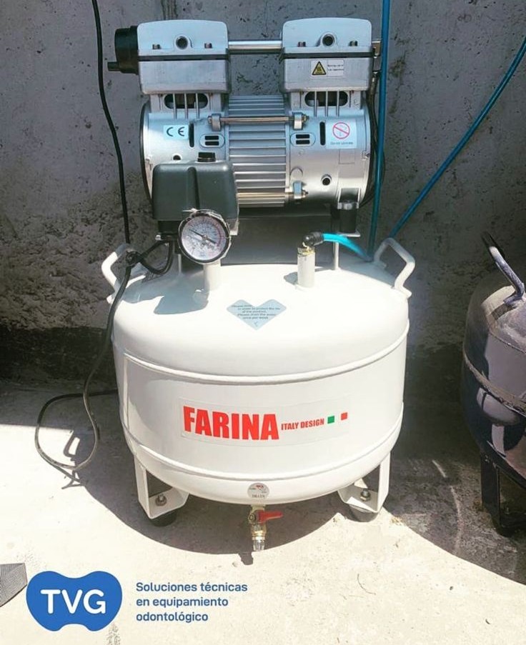 Compresor dental instalado Clínica Cuarzo Pichilemu